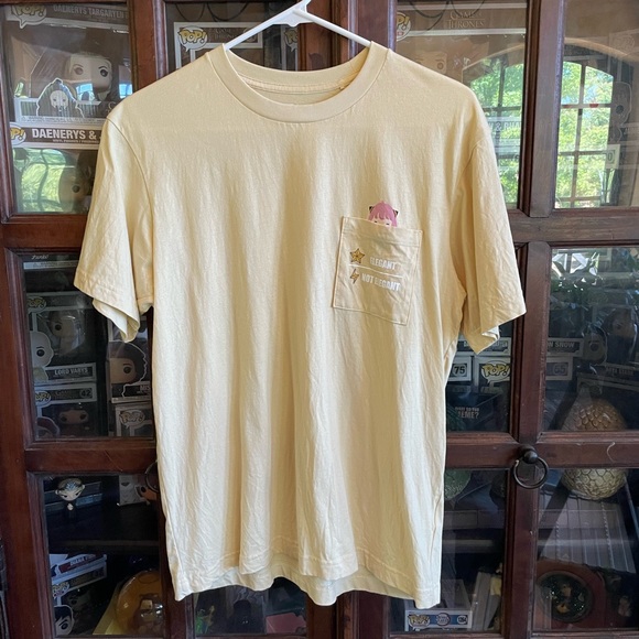 Spy x Family Anya Forger UNIQLO yellow t-shirt - Picture 2 of 4